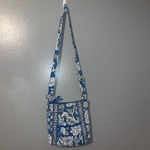 Vera Bradley floral crossbody purse